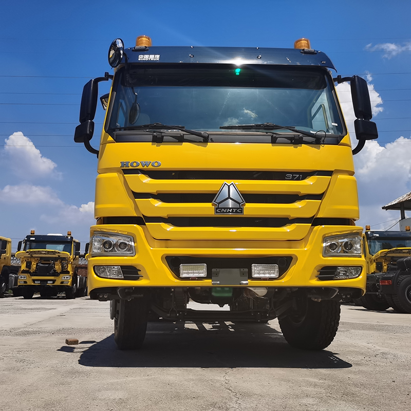 အသစ်စက်စက် Sinotruk Howo 6*4 400hp ဒီဇယ်ထွန်စက် ထရပ်ကား ရောင်းရန်ရှိသည်။