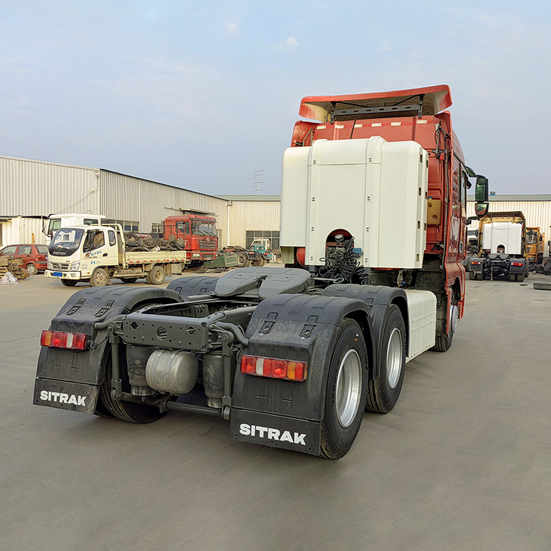 Uzbekistan ရှိ 430hp 6x4 10 Wheels Sitrak CNG ထရပ်ကား ရောင်းရန်ရှိသည်