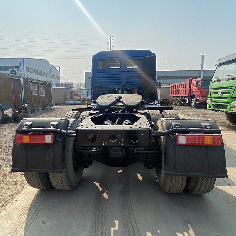 6*4 အသုံးပြုထားသော Shacman F3000 380HP 430HP 10 ဘီးထွန်စက်ခေါင်းထရပ်ကား အာဖရိကစျေးနှုန်း