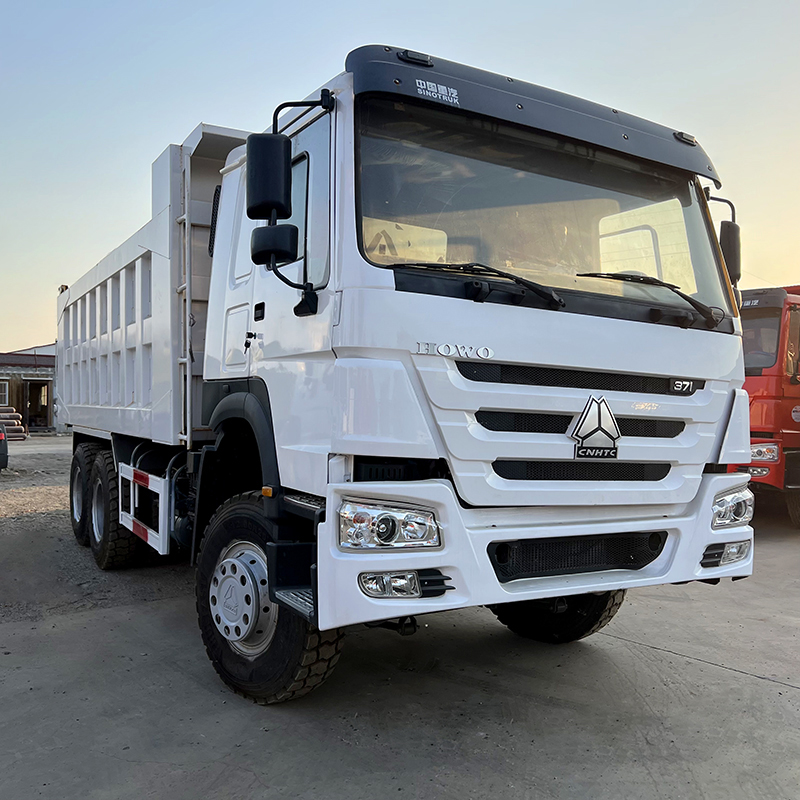 အရည်အသွေးကောင်း စျေးသက်သာသော Sinotruk Howo 6x4 Used Tipper Truck 10 တာယာ 30 တန် LHD RHD အာဖရိကစျေးကွက်အတွက် အကြီးစား Loading Dump Truck