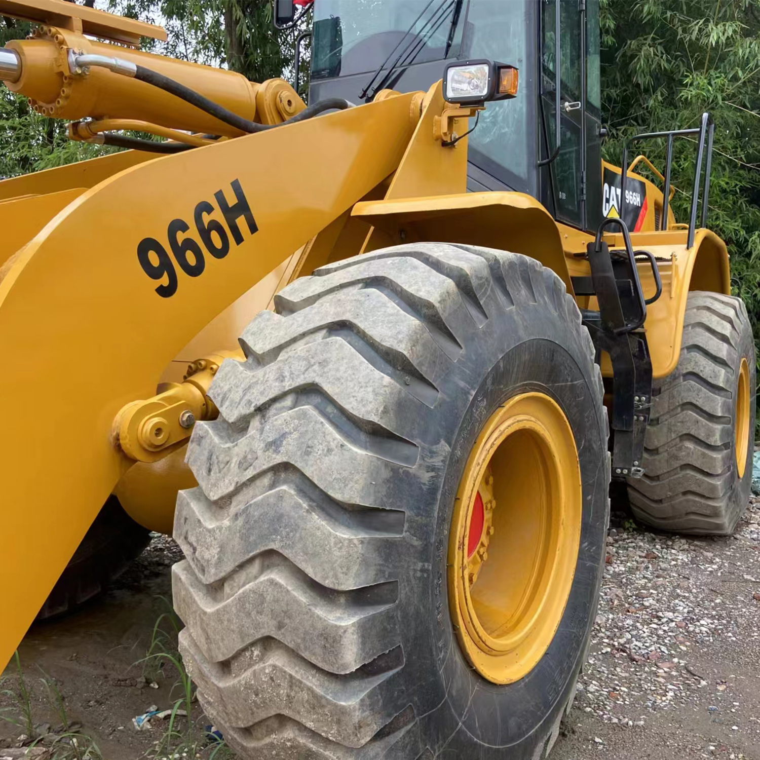 ယှဉ်ပြိုင်နိုင်သောစျေးနှုန်း Original Used Caterpillar 966H Wheel Loader Cat ရောင်းရန်ရှိသည်။