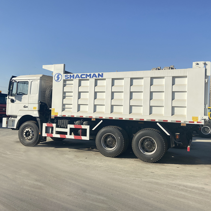 တရုတ်နိုင်ငံမှ Professional Design Shacman 6*4 ဒီဇယ် 400hp Euro2/3 20cbm Dump Truck