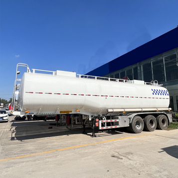 3 Axles အသစ်အသုံးပြုထားသော 40000L ကာဗွန်သံမဏိ 3 ခန်းတွဲ ဆီဆီတိုင်ကီ တစ်ပိုင်းတွဲ